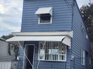 307 W Poplar St, Shenandoah, PA