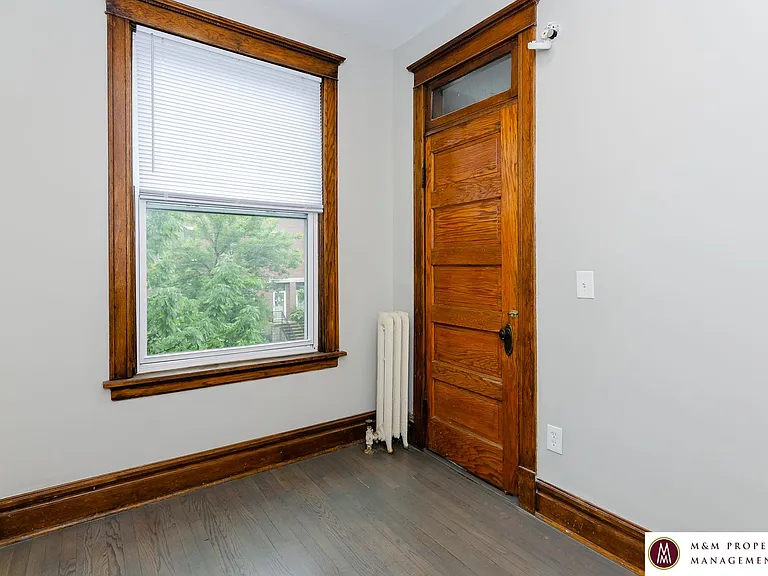 1206 W Lexington St — Photo 34