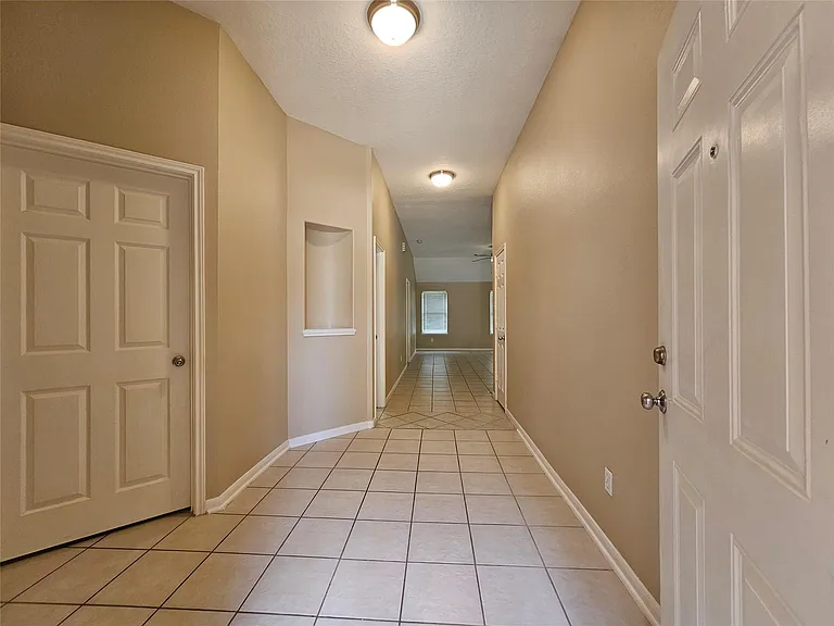 1079 Shadow Glenn Dr — Photo 15