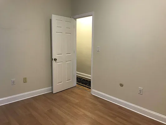 Rented by Compass | media 53