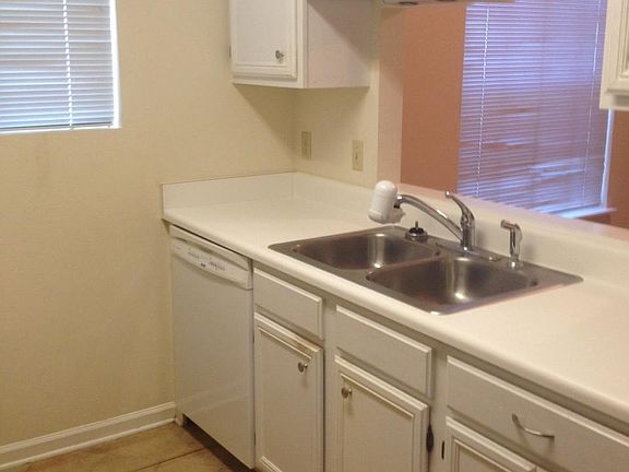5th image of 3027 Richview Park Cir S