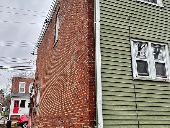 4th image of 3860 Dennison Ave