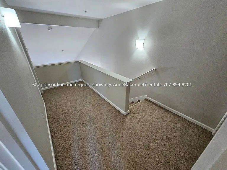 132 Treadway Ct — Photo 15
