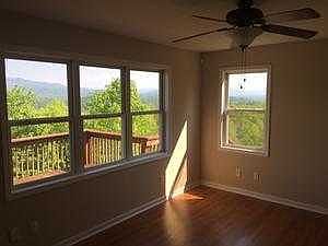 196 Fairfield Ln