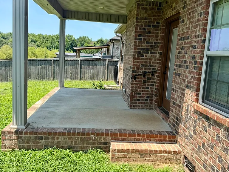 2651 Royal Ct — Photo 6