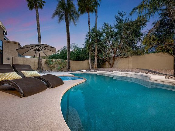 2nd image of 4726 E Le Marche Ave