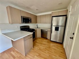 3245 Virginia St