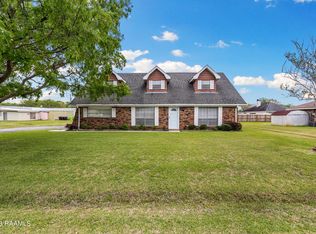 105 John St, Breaux Bridge, LA 70517