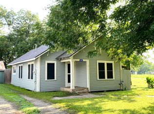6022 Dubose St, Wallis, TX 77485