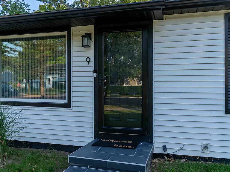Blain Ct — Photo 5