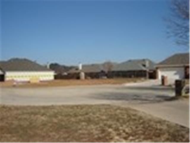 1st image of 4917 Durham Cir
