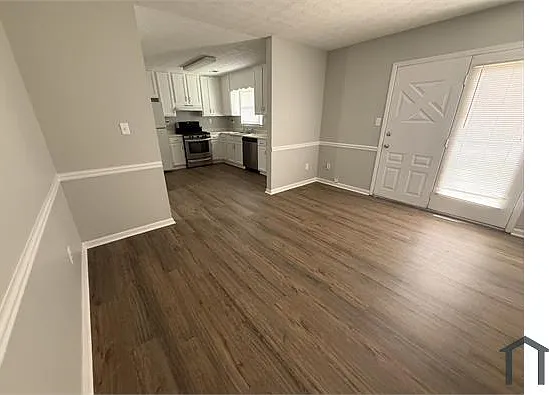 2796 Coventry Grn SE — Photo 9