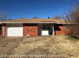 810 W Oxford Ave, Enid, OK 73701