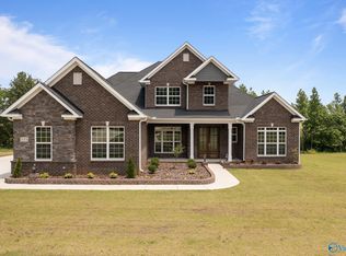 335 Merrydale Dr, Huntsville, AL 35811