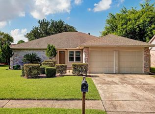 10126 Shell Rock Rd, La Porte, TX 77571