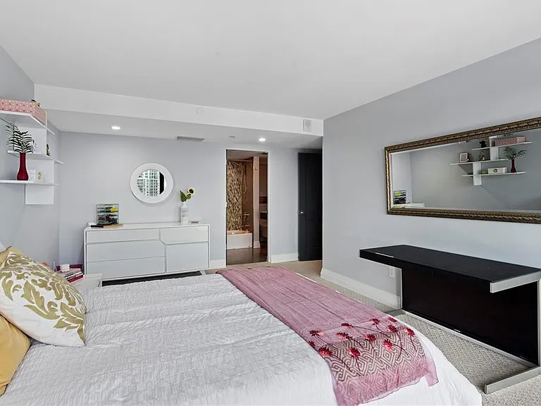 3301 Bayshore Blvd #2207B — Photo 67