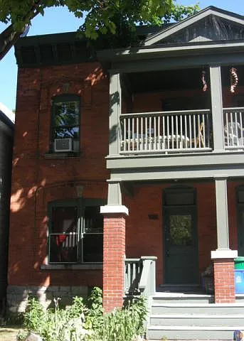197 Florence Street — Photo 2