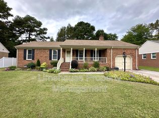 4033 Kalona Rd, Portsmouth, VA 23703