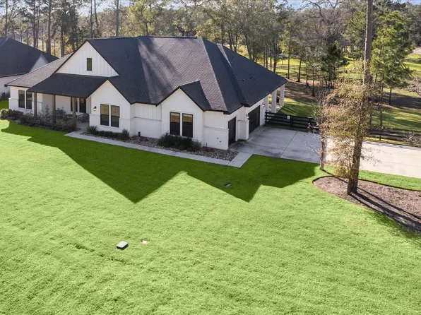 19812 Whispering Creek Trl, Magnolia, TX 77355