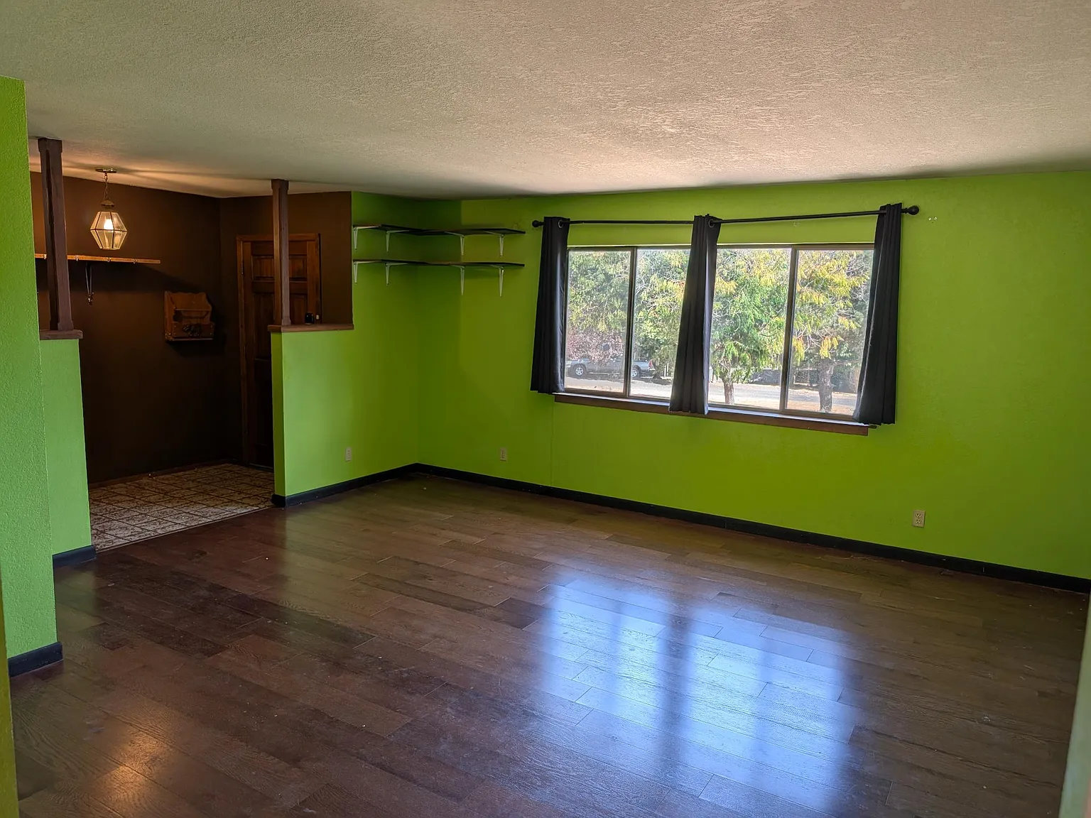 2 bed, 1520 sqft, $2,300 — Photo 2