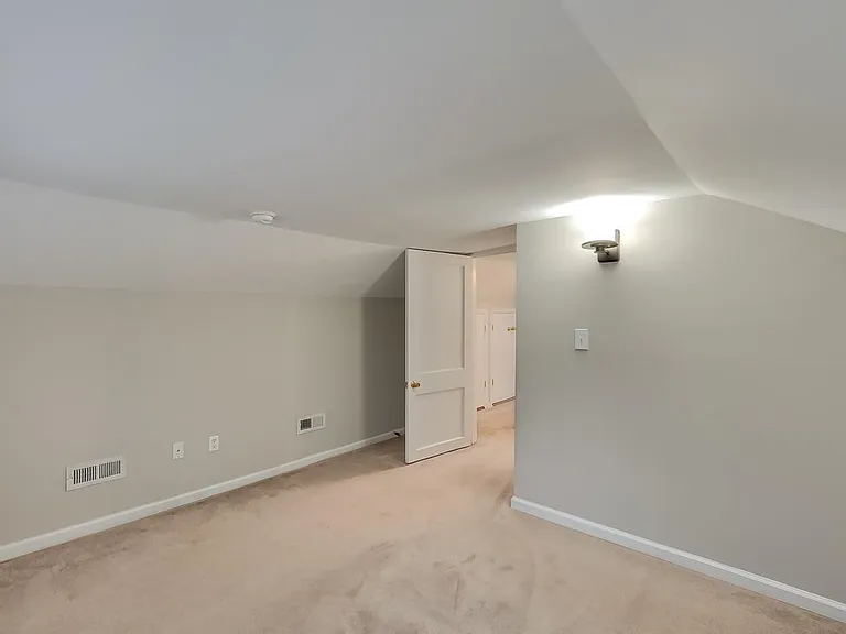 396 Chilesburg Rd — Photo 23
