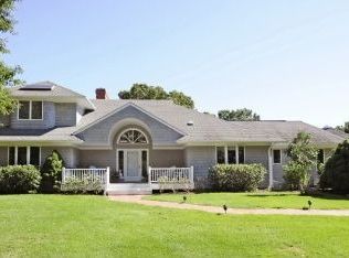 52 Barkers Island Rd, Southampton, NY 11968