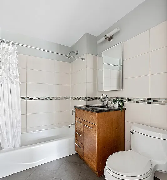 410 4th Ave #6H — Photo 5