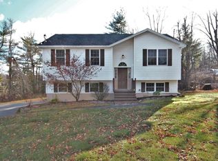 75 Stillwater Ave, Orono, ME 04473