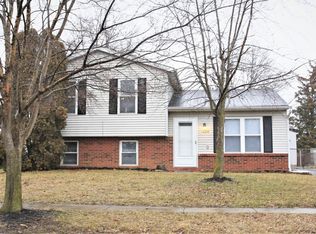 1654 Elm Creek Dr, Grove City, OH 43123