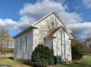 587 Richardson Rd, Strasburg, VA 22657