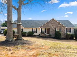 903 Huckleberry Ln, Anderson, SC 29625