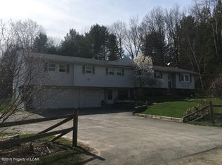 15 Pine Ridge Rd, Tunkhannock, PA 18657