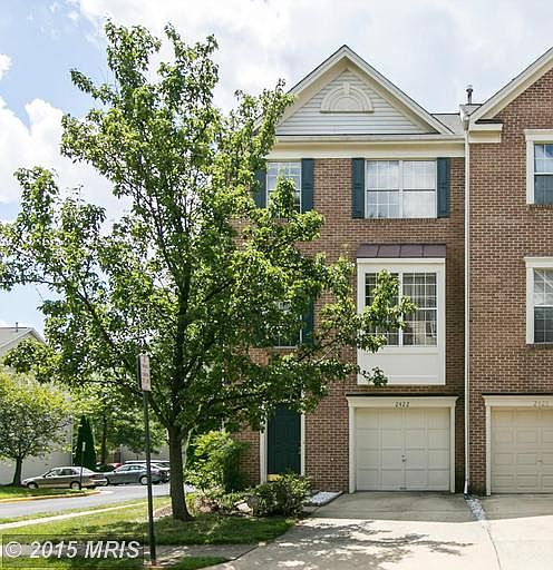 1st image of 2422 Clover Field Cir