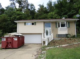 195 Duquesne Ave, Dravosburg, PA 15034