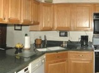 151 Schiller Sq, Itasca, IL 60143