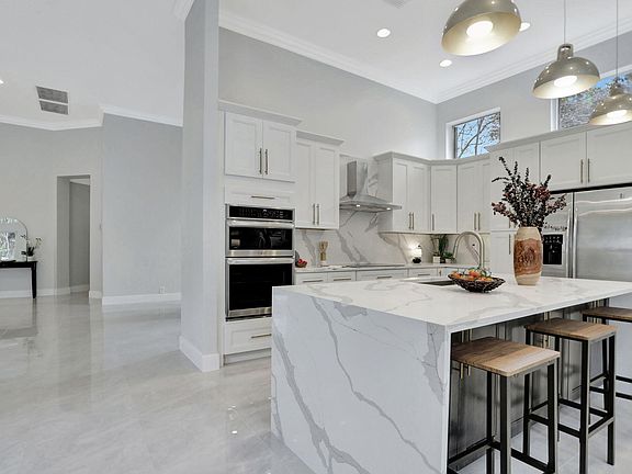 2nd image of 10685 NW 66 Court