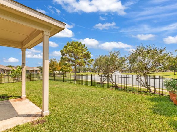 15419 Benson Landing Dr