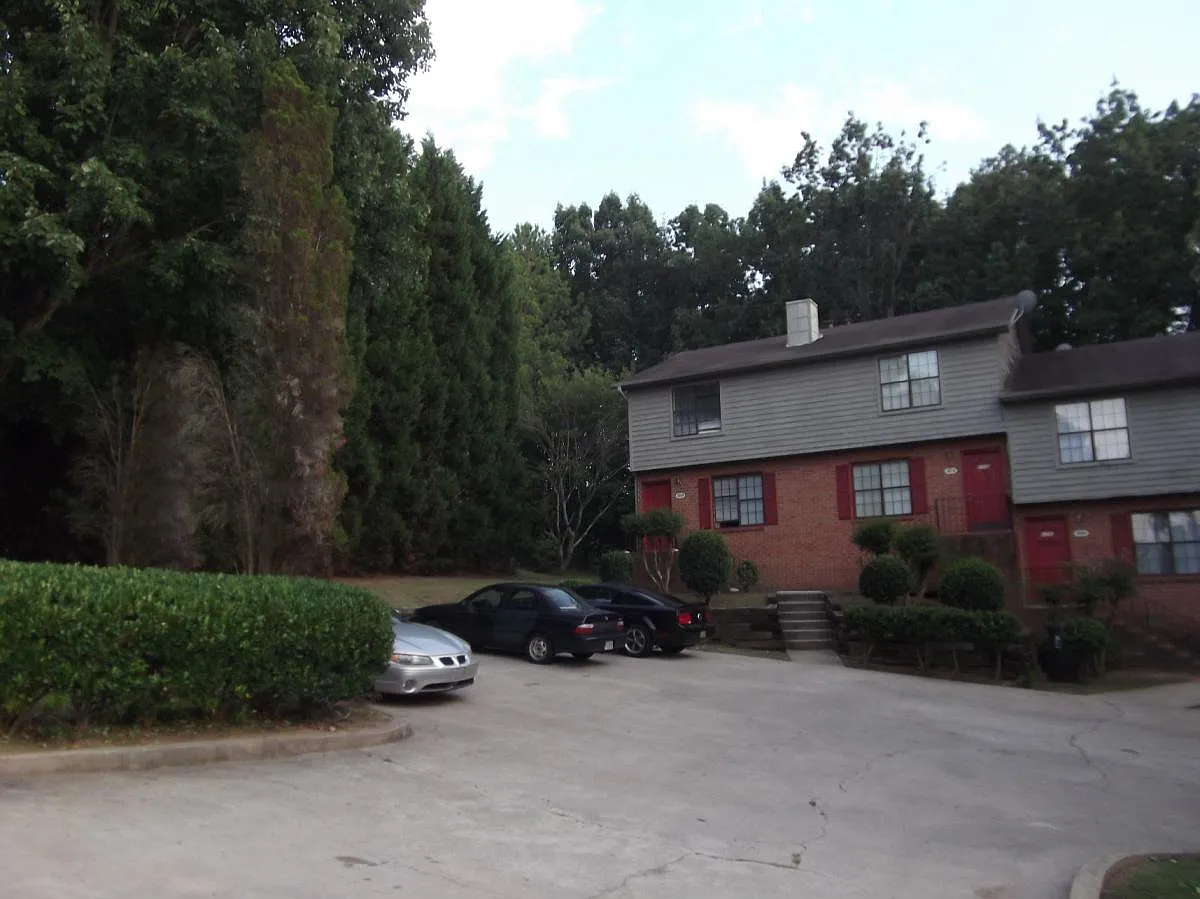 2 bed, 1.5 bath, $1,395 — Photo 3