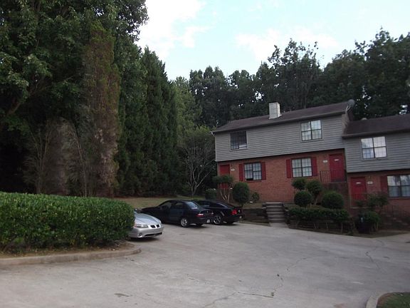 3rd image of 2231 Highpoint Rd SW