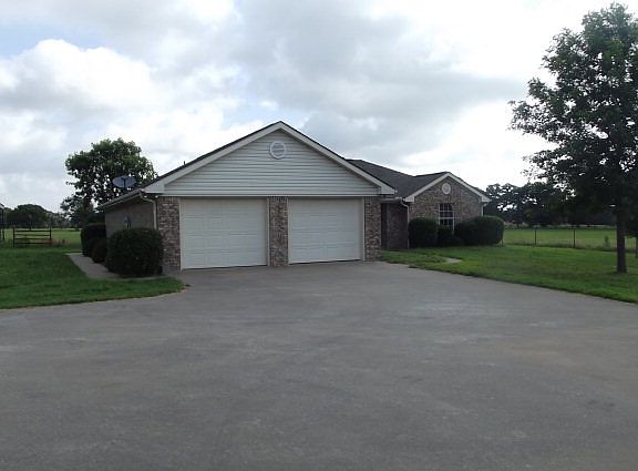 3rd image of 16800 County Road 2852