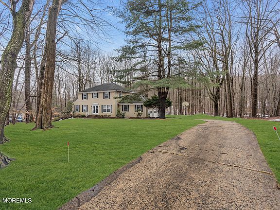 5th image of 103 Reids Hill Road