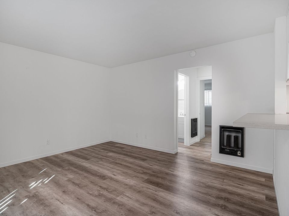 908 Roswell Avenue - 908 Roswell Ave Long Beach, CA | Zillow