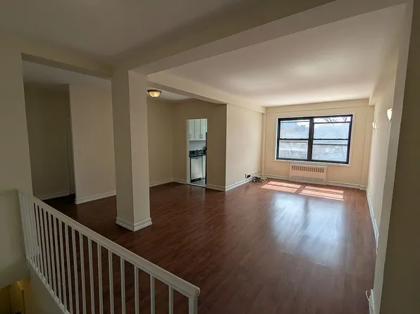 64-34 102nd St #3W, Queens, NY 11374