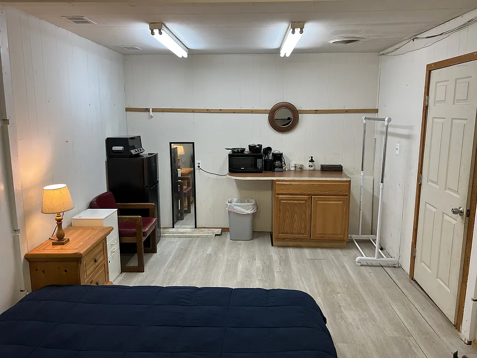 4475 W Highway 67