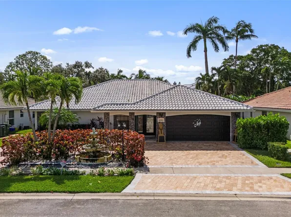 5223 Deerhurst Crescent Circle, Boca Raton, FL 33486