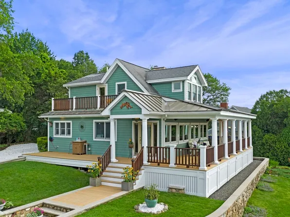 13 Nonantum Rd, Marblehead, MA 01945