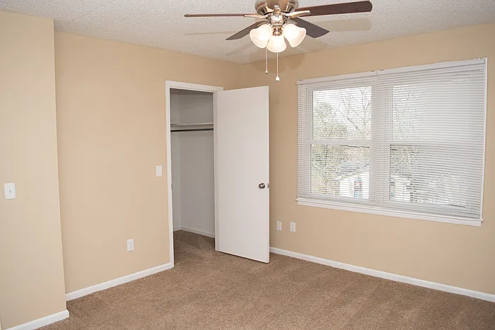 1829 Christian St NE — Photo 7