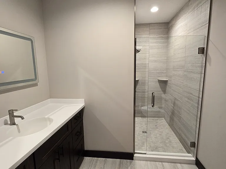 512 Division St S #1 — Photo 13