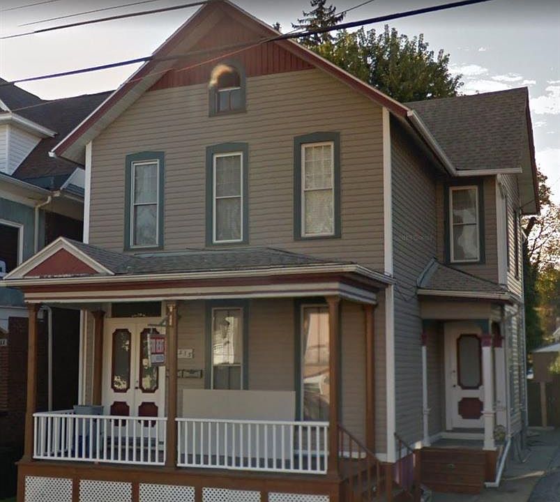 1st image of 315 W 7th St
