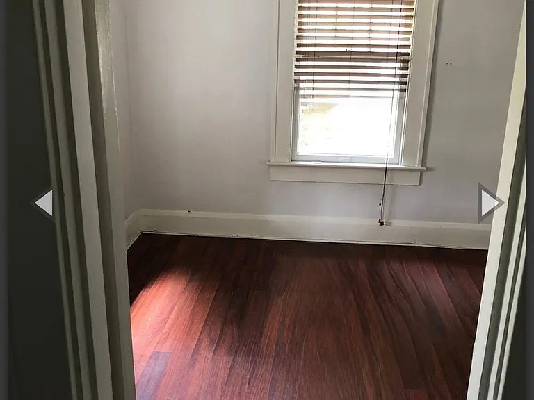 5850 Montana Ave — Photo 11